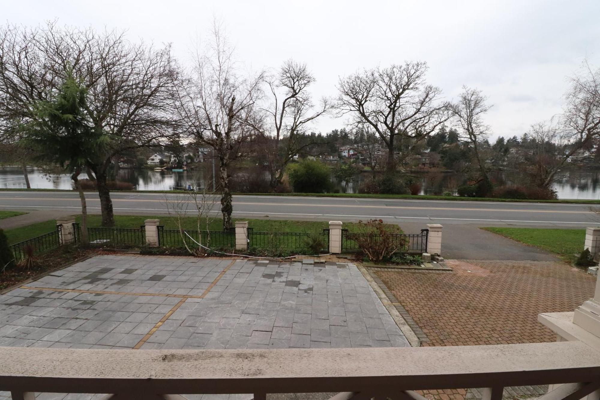 Lipton Place By Elegant Waterfront Esquimalt Екстер'єр фото